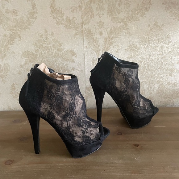 Bebe lace platform heels - Picture 2 of 9